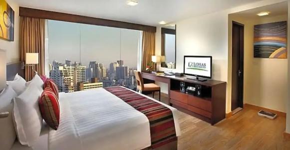 Lohas Residences Sukhumvit - 112