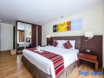 Lohas Residences Sukhumvit - 127