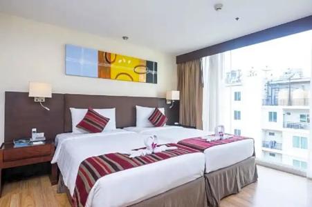 Lohas Residences Sukhumvit - 176