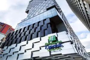 Holiday Inn Express Bangkok Siam, An Ihg Hotel - Sha Extra Plus