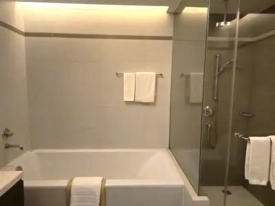 Column Bangkok - Sha Extra Plus - 149