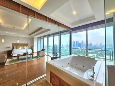 Column Bangkok - Sha Extra Plus - 106