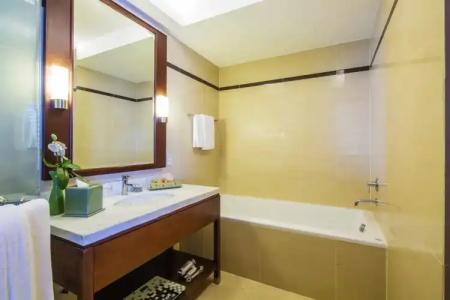 Column Bangkok - Sha Extra Plus - 204