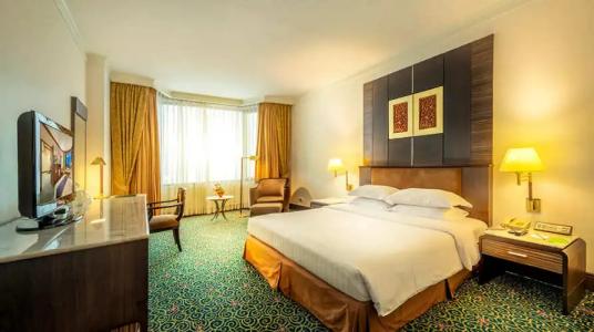 Ramada by Wyndham Bangkok Chaophya Park - 10