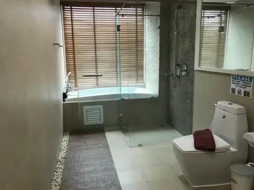 The Baycliff Residences - 15