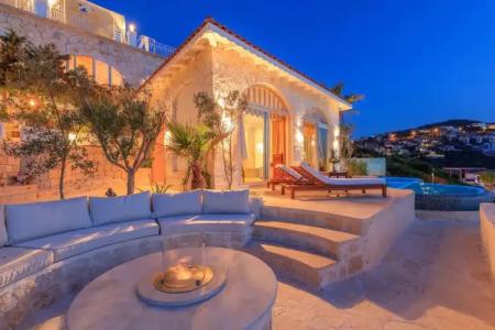 Lukka Exclusive – Adult Only +12 - 62