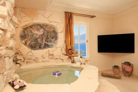 Lukka Exclusive – Adult Only +12 - 119