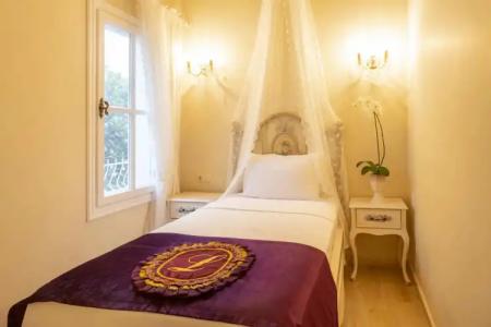 Lukka Exclusive – Adult Only +12 - 4