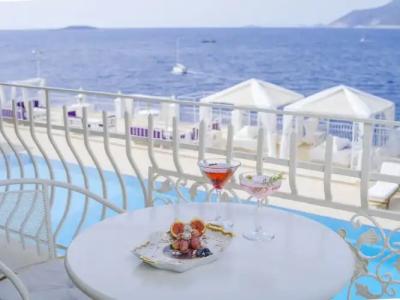 Lukka Exclusive – Adult Only +12 - 32