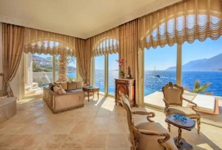 Lukka Exclusive – Adult Only +12 - 59