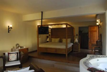 Mandarin & Mango Boutique - 24