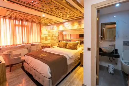 Holiday Business - 2