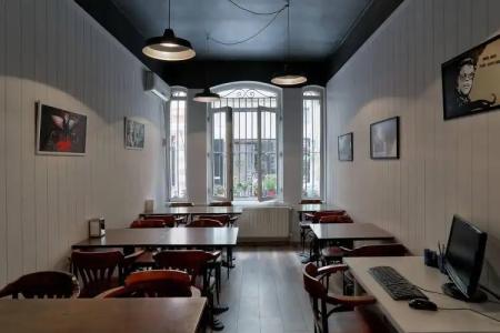 Hush Hostel Lounge - 12