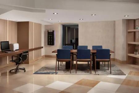 Delta Hotels by Marriott Istanbul West - 18