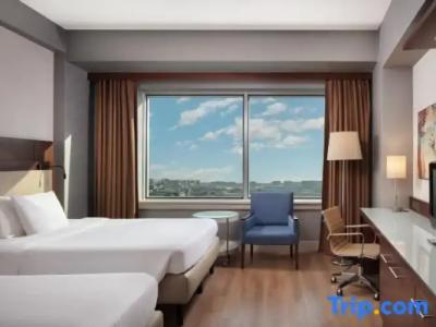 Delta Hotels by Marriott Istanbul West - 44