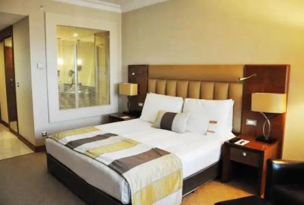 Mövenpick Izmir - 23