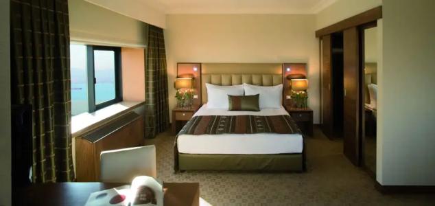 Mövenpick Izmir - 28