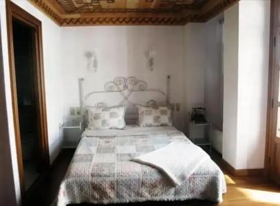 Des Etrangers - Special Category - 2