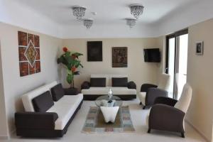 Hotel «Turiya», Тургутреис