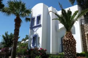 Omar Hotel & Suites, Торба