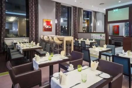 Holiday Inn - Kyiv, an IHG - 18