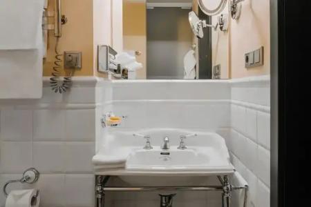 Воздвиженский - 208