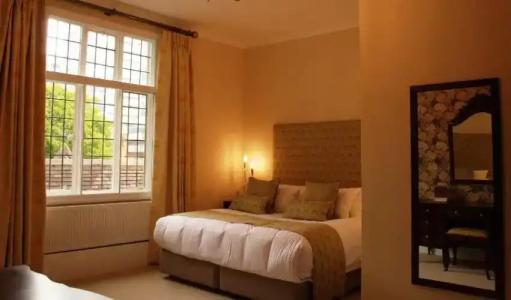 Best Western Plough & Harrow - 52