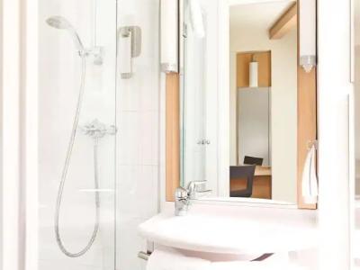 ibis Birmingham Centre New Street Station - 7