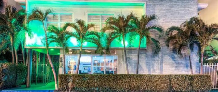 Suites on South Beach - 14