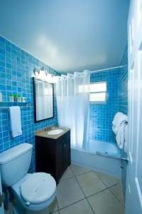 Suites on South Beach - 32