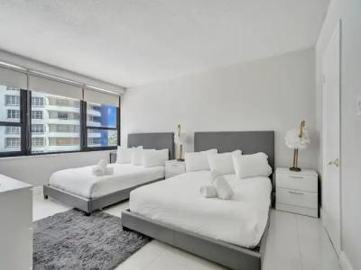 The Alexander All Suites - 37