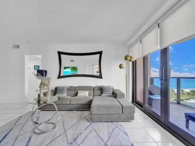 The Alexander All Suites - 39