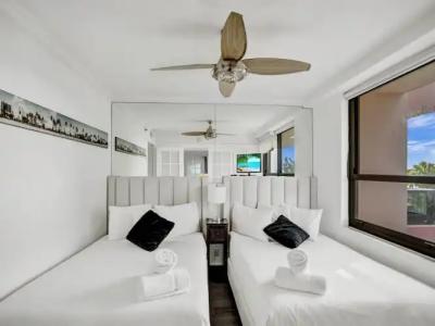 The Alexander All Suites - 314