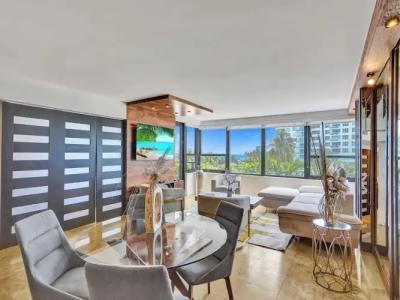 The Alexander All Suites - 491