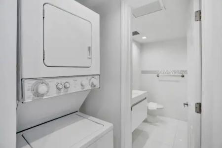 The Alexander All Suites - 526