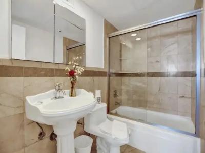 The Alexander All Suites - 285