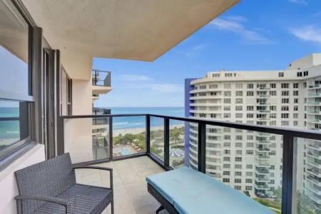 The Alexander All Suites - 433