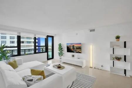 The Alexander All Suites - 508