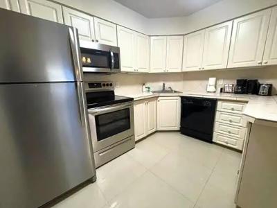 The Alexander All Suites - 592