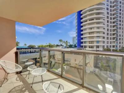 The Alexander All Suites - 40