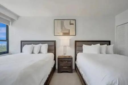 The Alexander All Suites - 536