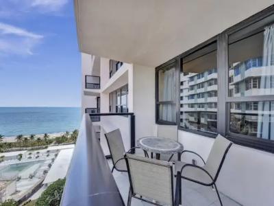 The Alexander All Suites - 170