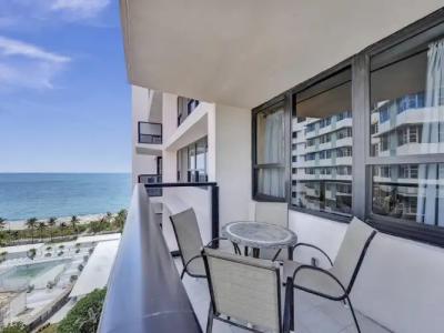 The Alexander All Suites - 389