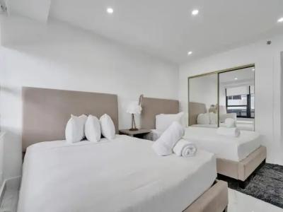 The Alexander All Suites - 184