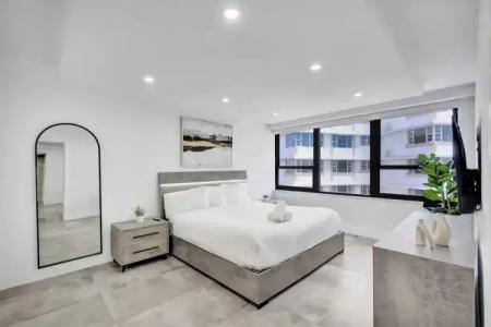 The Alexander All Suites - 342