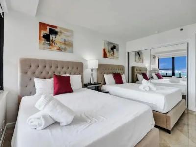 The Alexander All Suites - 62