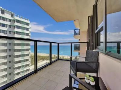 The Alexander All Suites - 386