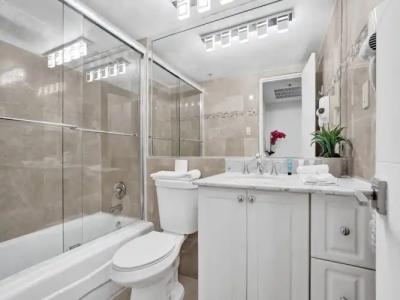 The Alexander All Suites - 124