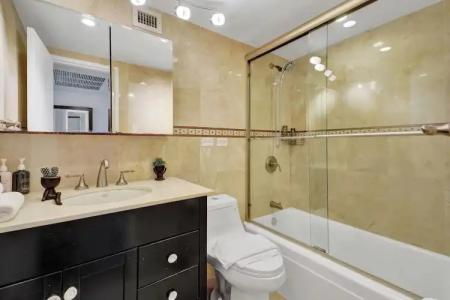 The Alexander All Suites - 805