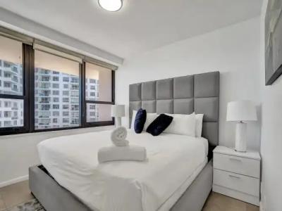 The Alexander All Suites - 326